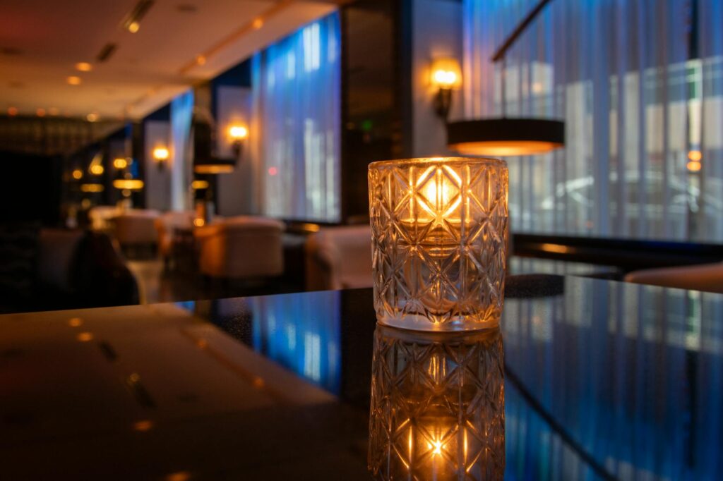 Hotel Lobby Candle: Create Warmth with Luxurious Scents